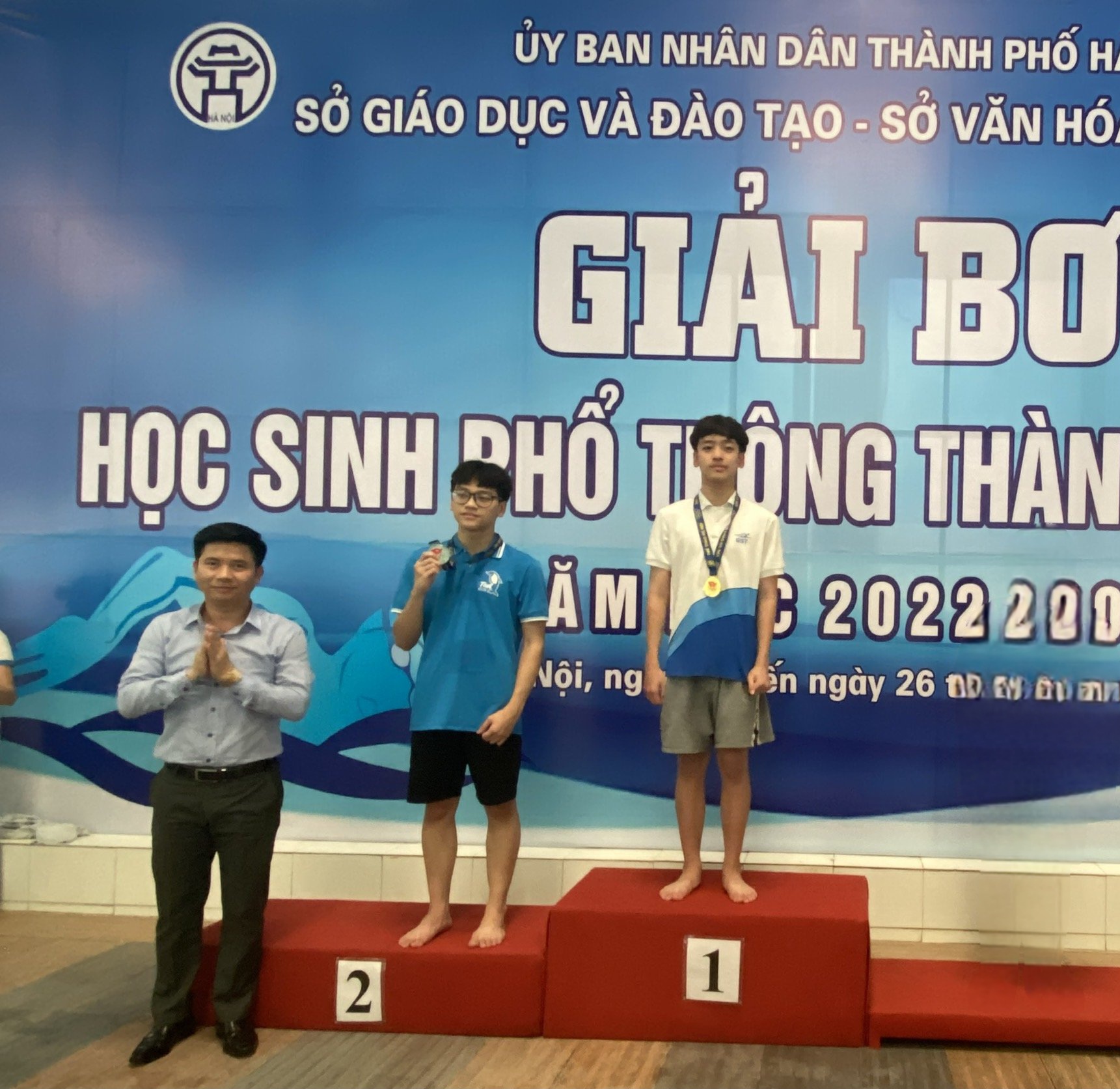 Hà Nội: Cậu học trò giỏi Trường THPT Việt Đức mang năng lượng tích cực đến với các bạn học sinh