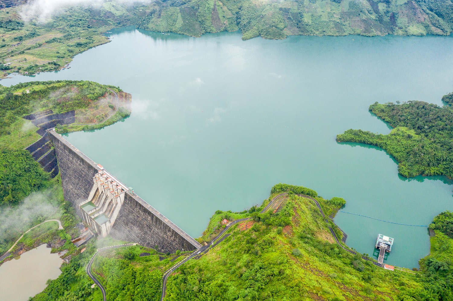 Hầu hết các đơn vị thủy điện của EVNGENCO1 vượt sản lượng điện được giao